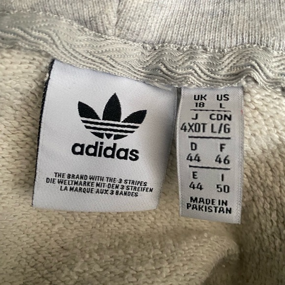 ADIDAS cropped boxy hoodie - Picture 4 of 4